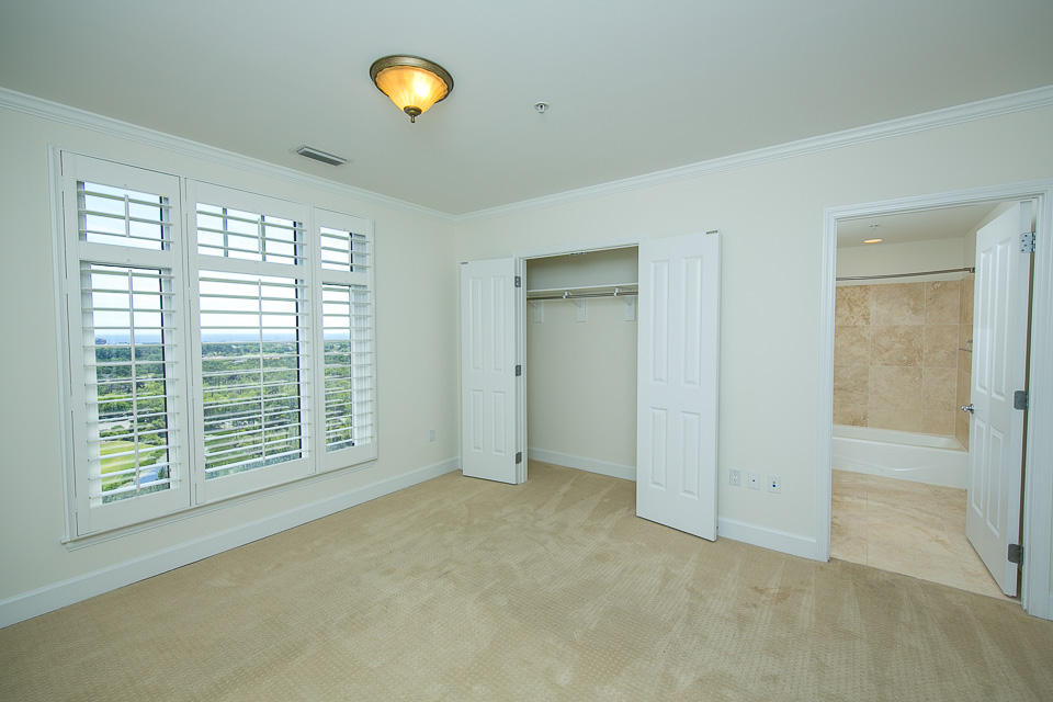 ONE WATER PLACE AT KELLY PLANTATION - Residential