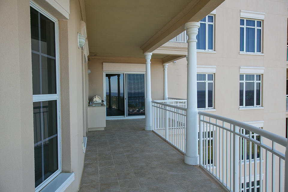 ONE WATER PLACE AT KELLY PLANTATION - Residential