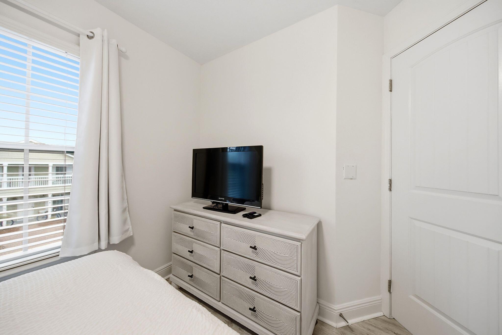 WEST SHORE PLACE - Residential