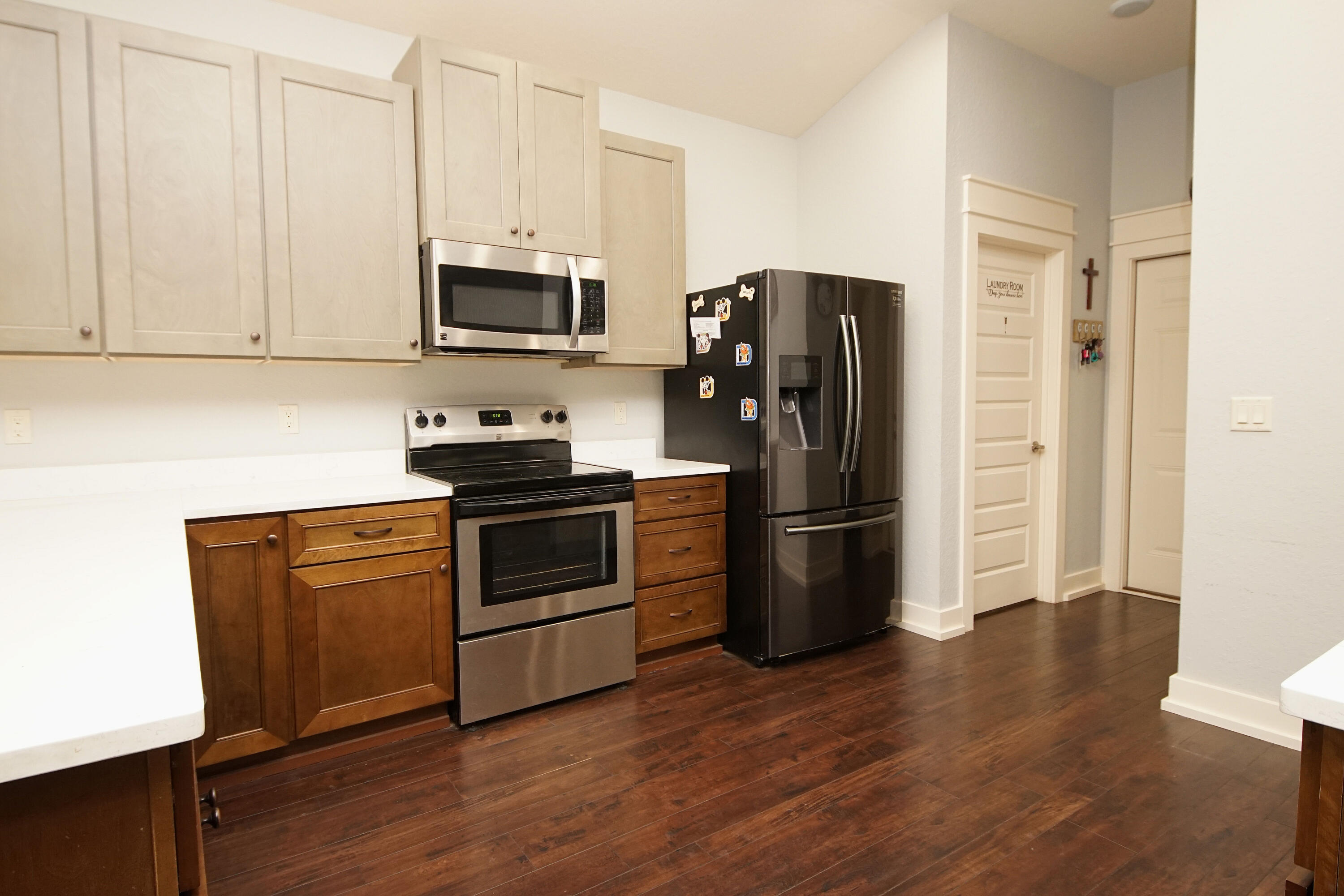 VALLEY VIEW SOUTH - Residential Lease