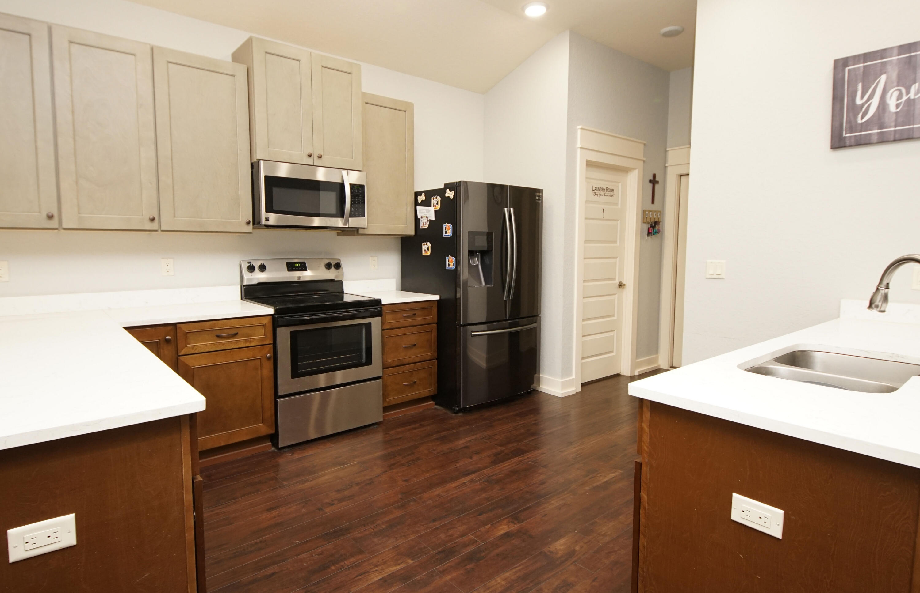 VALLEY VIEW SOUTH - Residential Lease