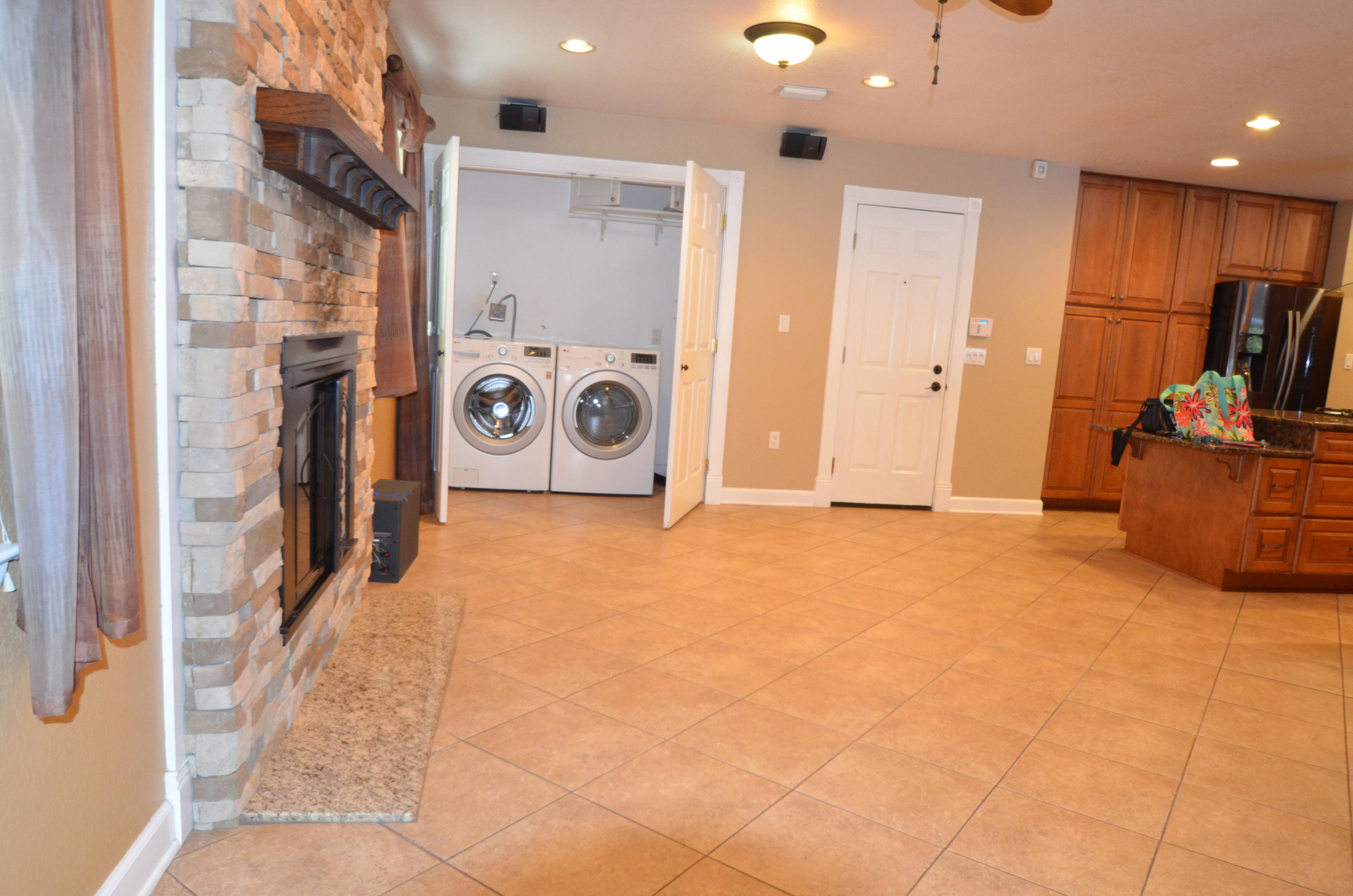KENWOOD S/D 2ND ADDN - Residential Lease