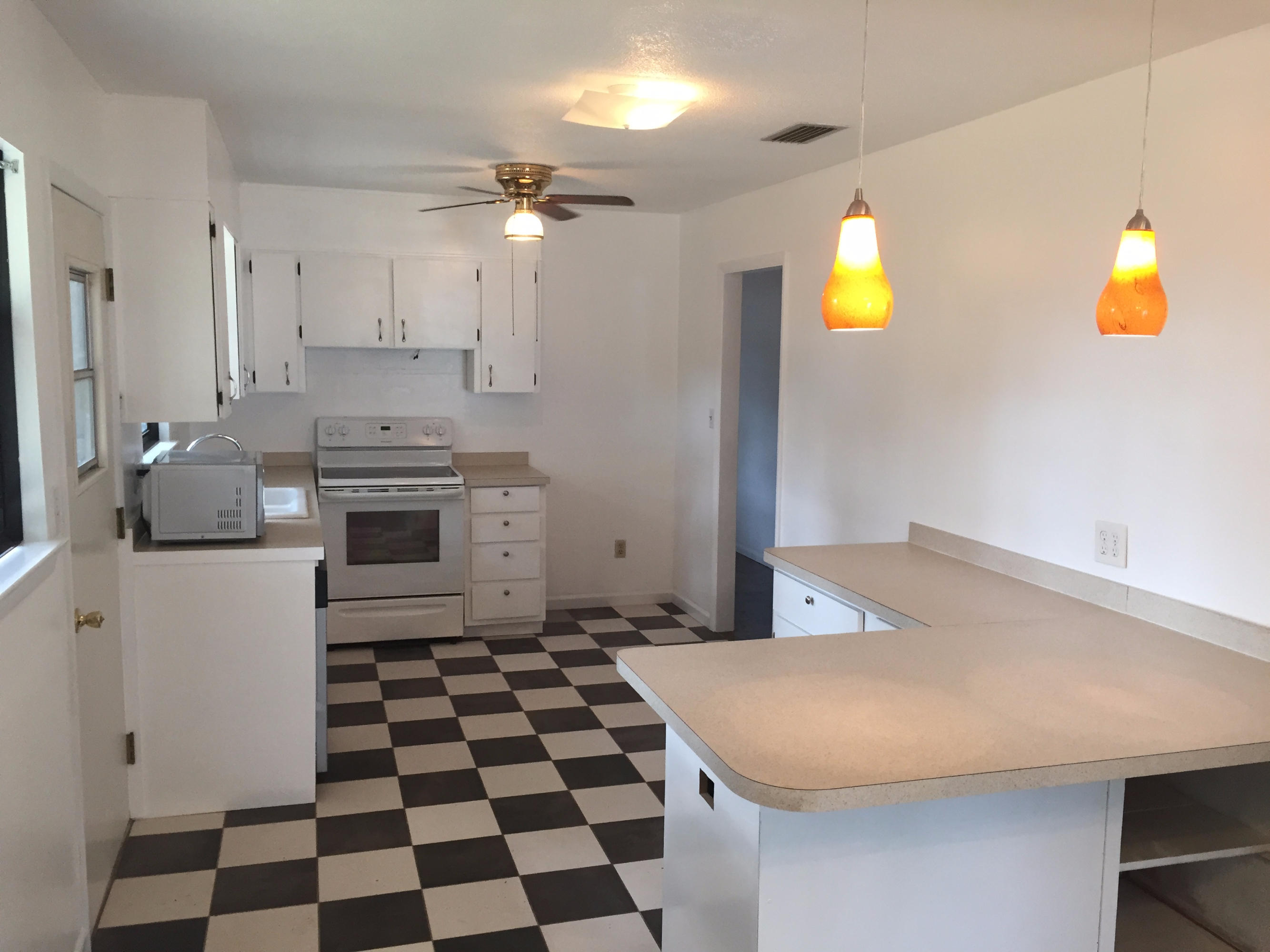 SANTASIA PARK 4TH ADDN - Residential Lease