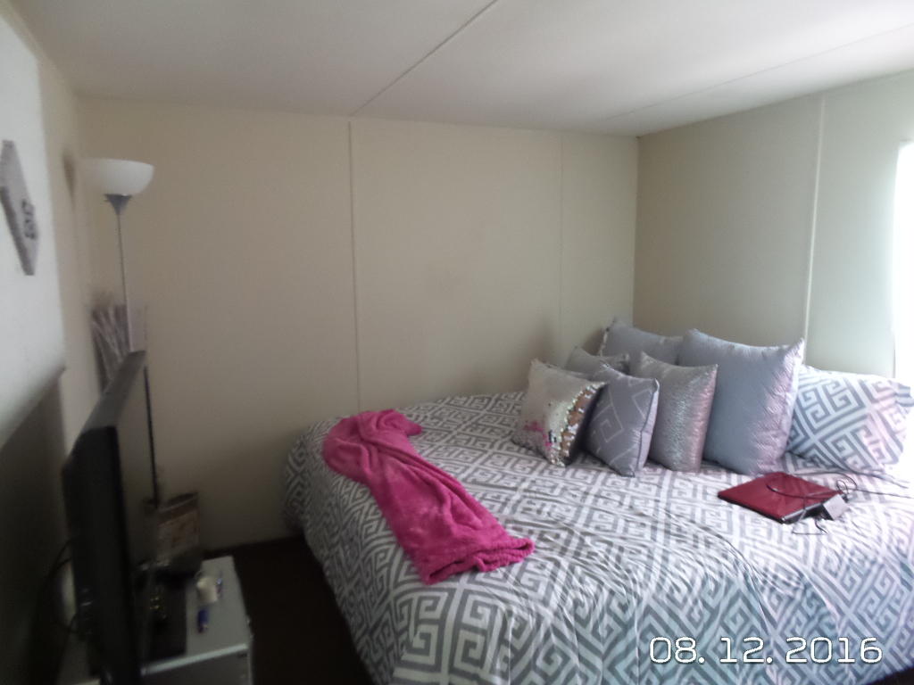 JUNIPER HILLS S/D - Residential Lease