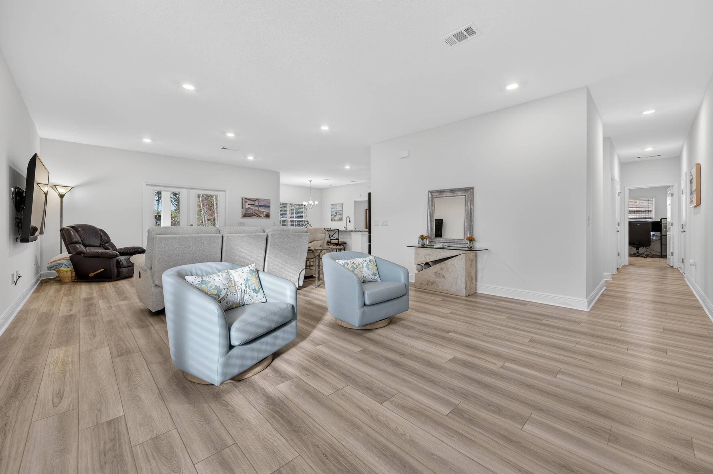 HOLLEY BY THE SEA - Residential