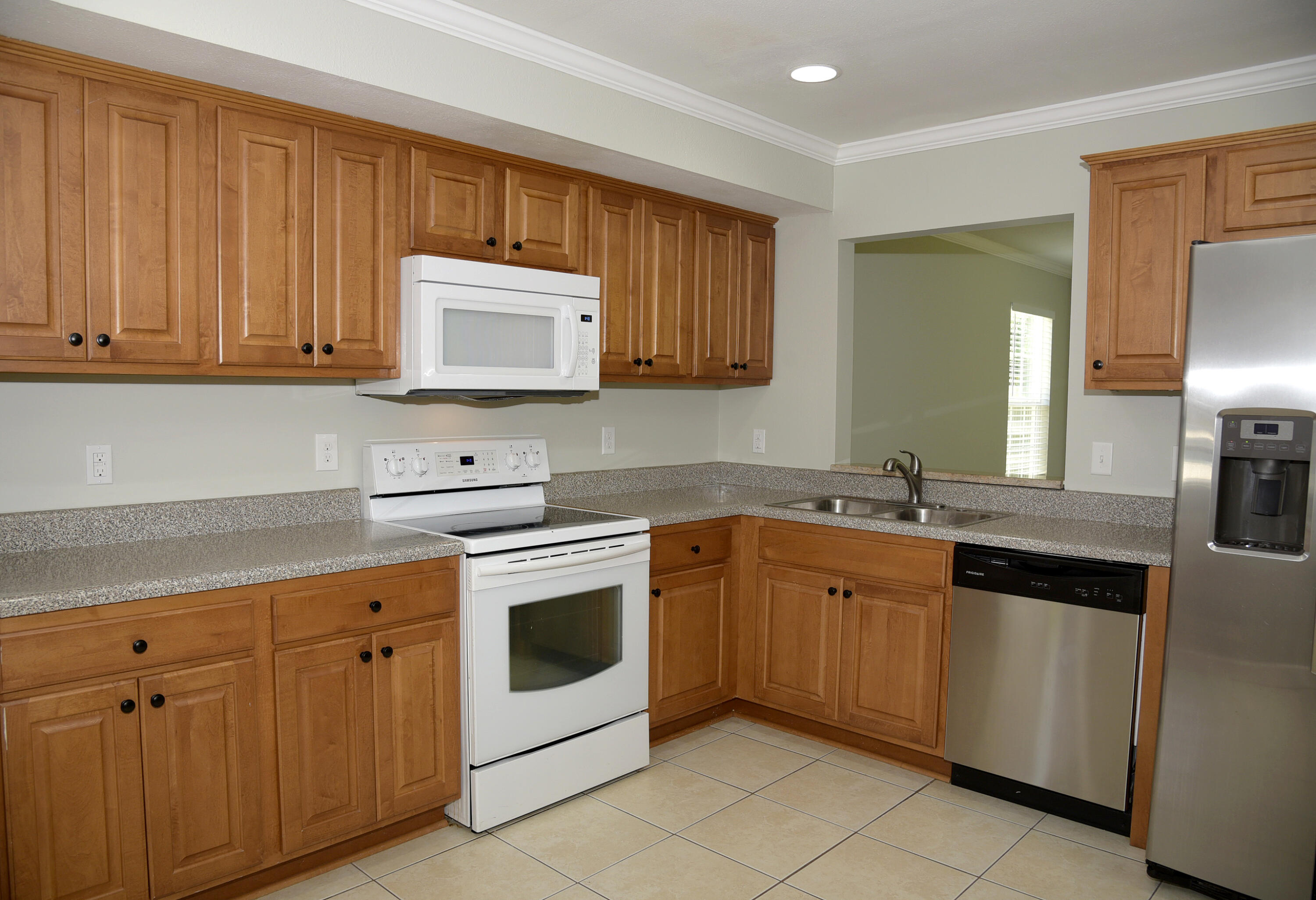 SPRING LAKE #2 - Residential Lease