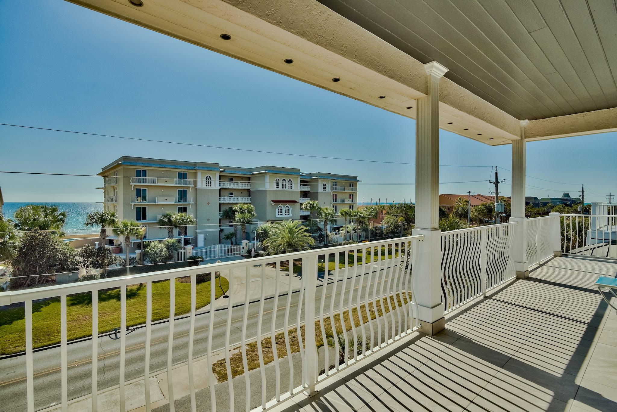 CRYSTAL BEACH - Residential