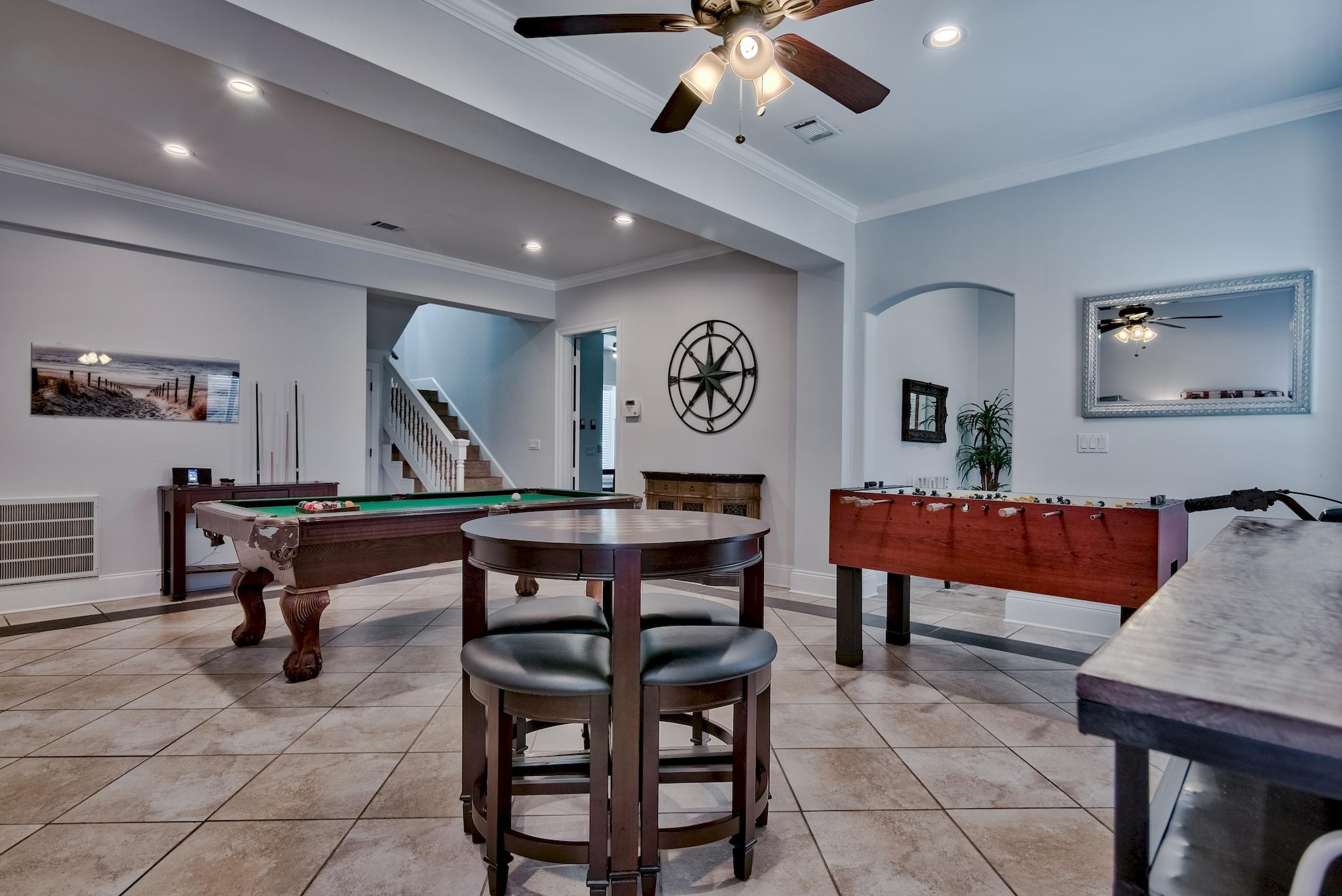 CRYSTAL BEACH - Residential