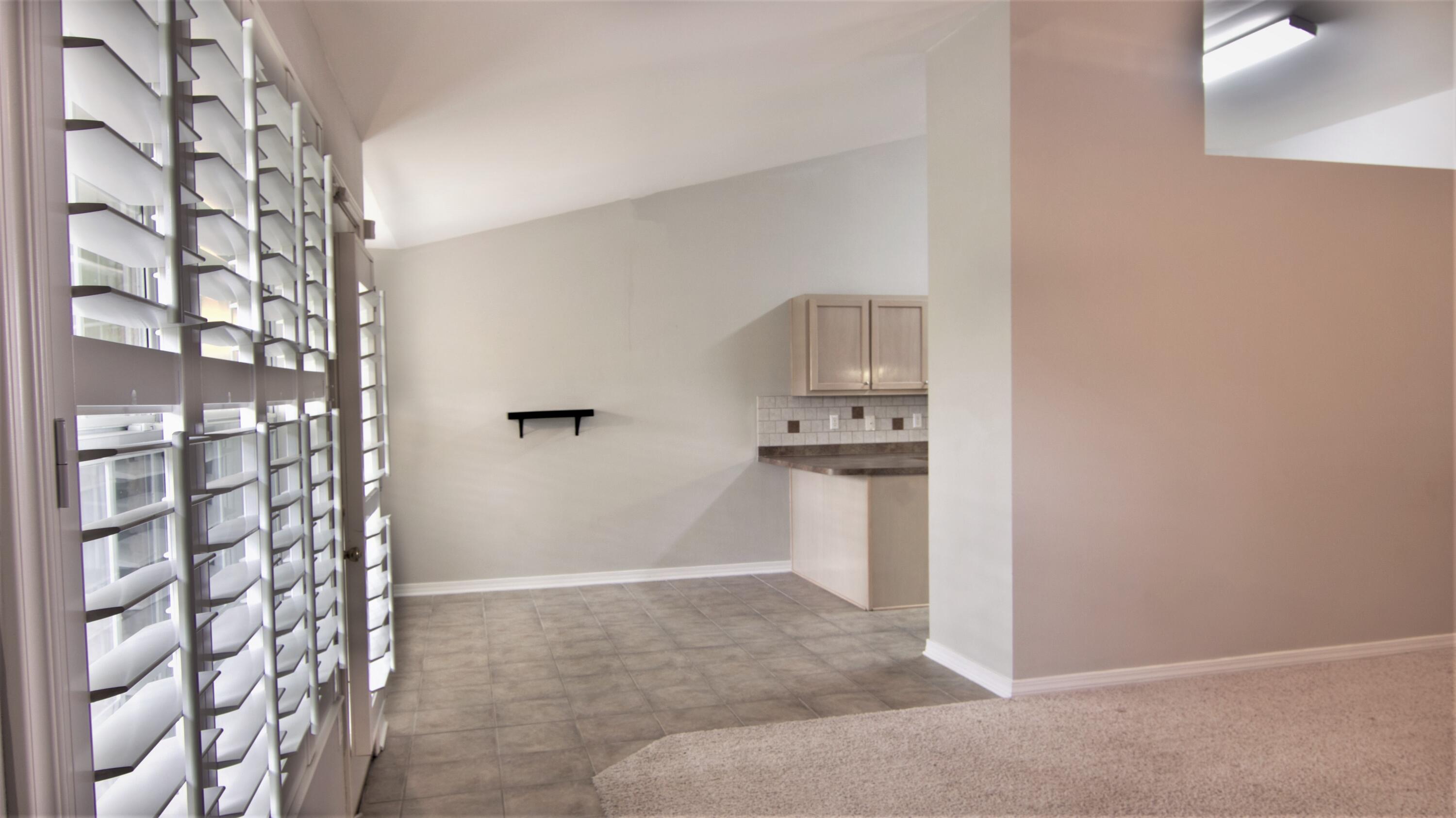CREETWOODS - Residential Lease