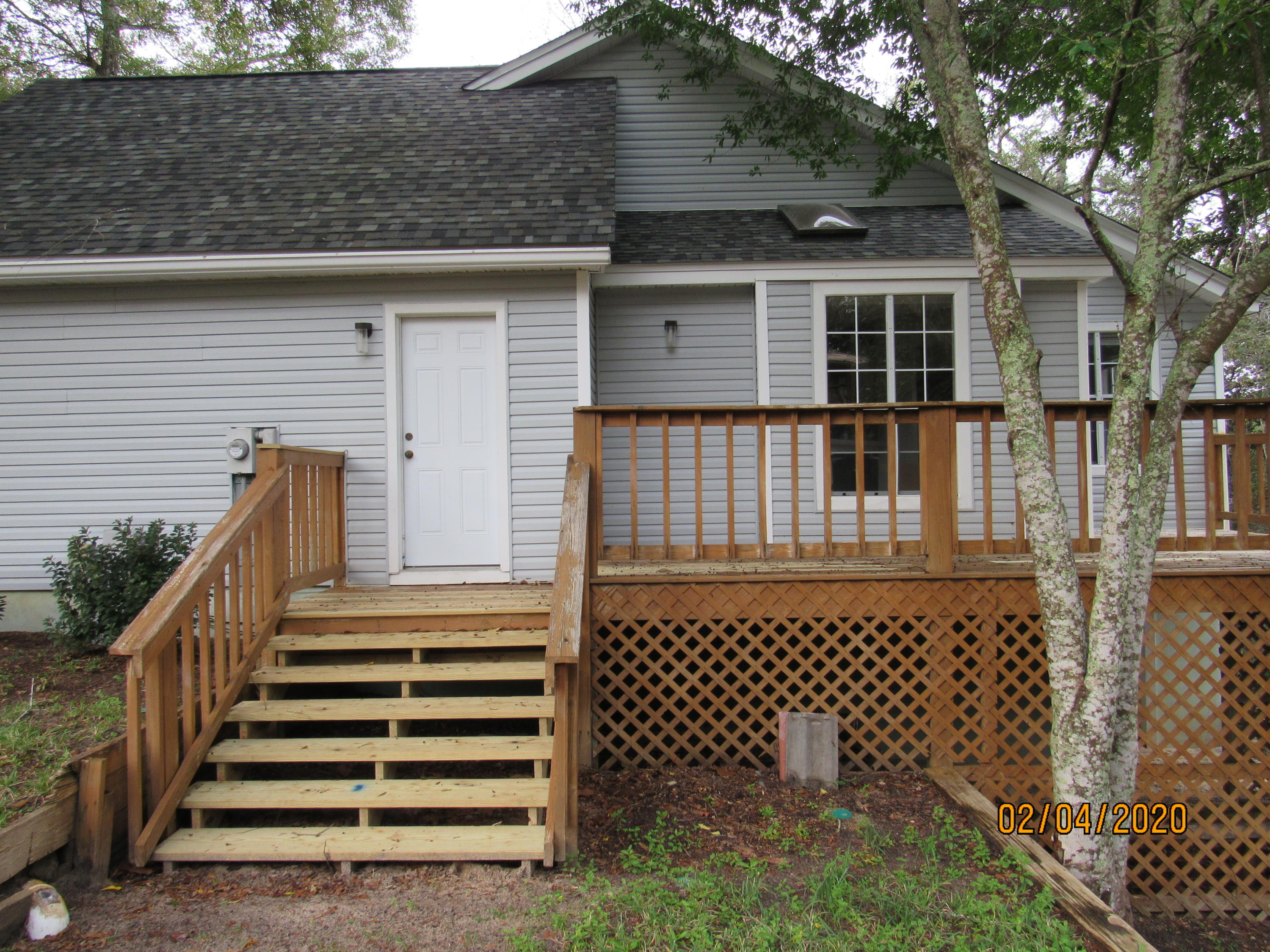 EDGEWATER VILLAGE NORTH - Residential Lease