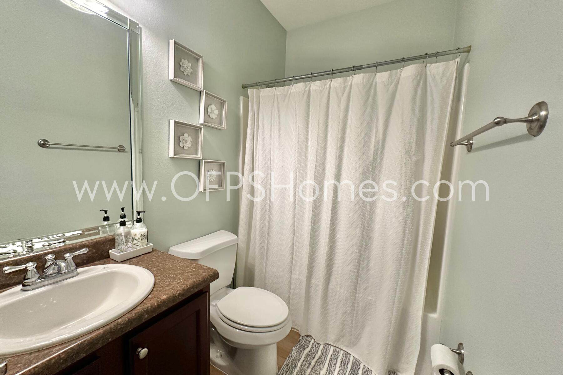 ROLLING RIDGE S/D - Residential Lease