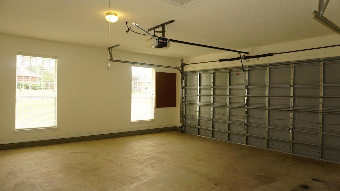 ALICIA PLACE - Residential Lease
