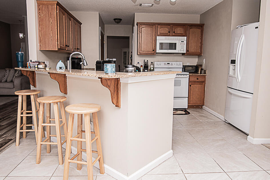 LEE FARMS PH II - Residential Lease