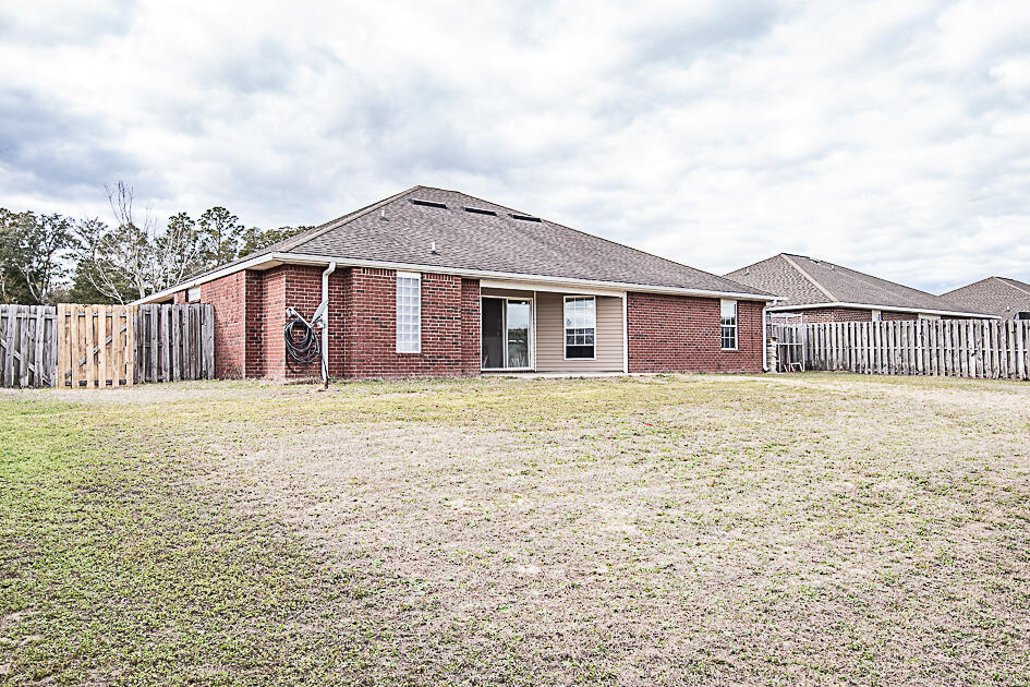 LEE FARMS PH II - Residential Lease
