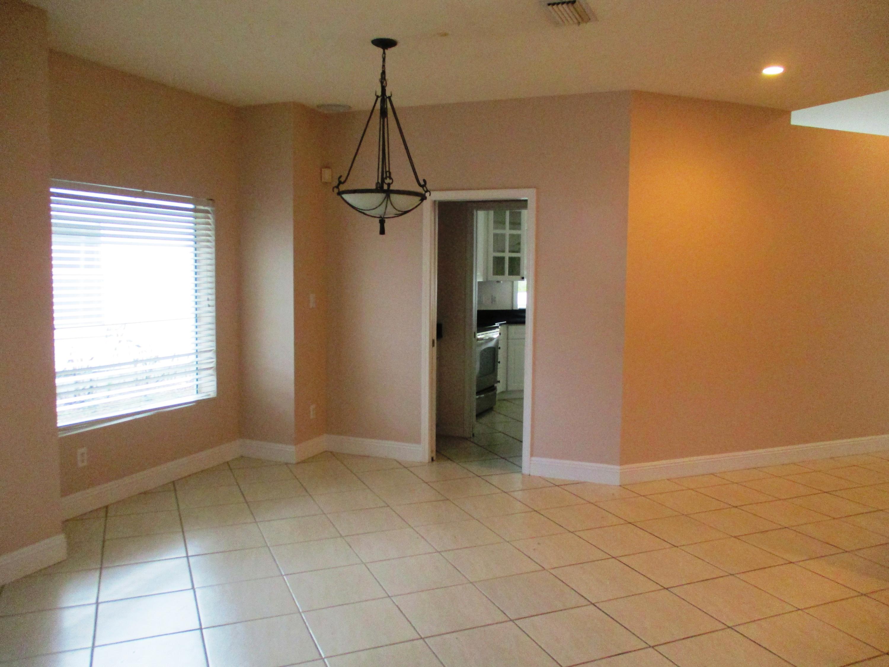 EMERALD LAKES PH 1 - Residential