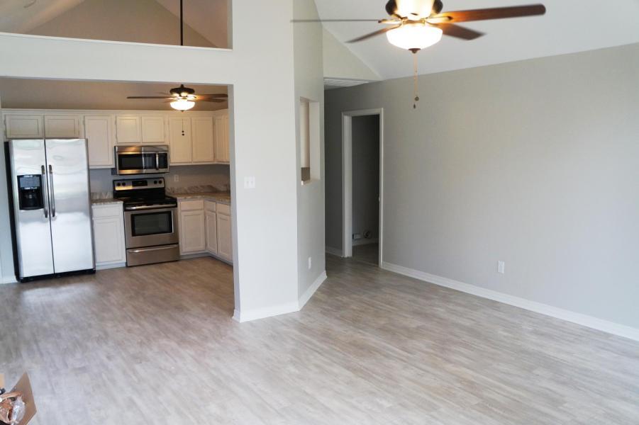 MAGNOLIA CREEK PHASE 2 - Residential Lease