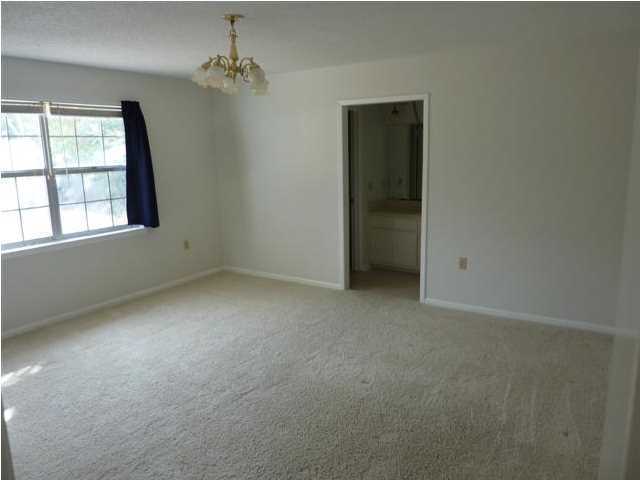 MARY ESTHER MANOR - Residential Lease