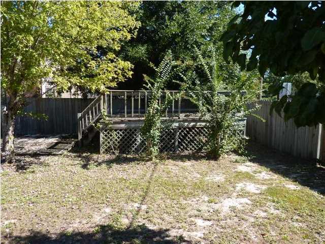 MARY ESTHER MANOR - Residential Lease