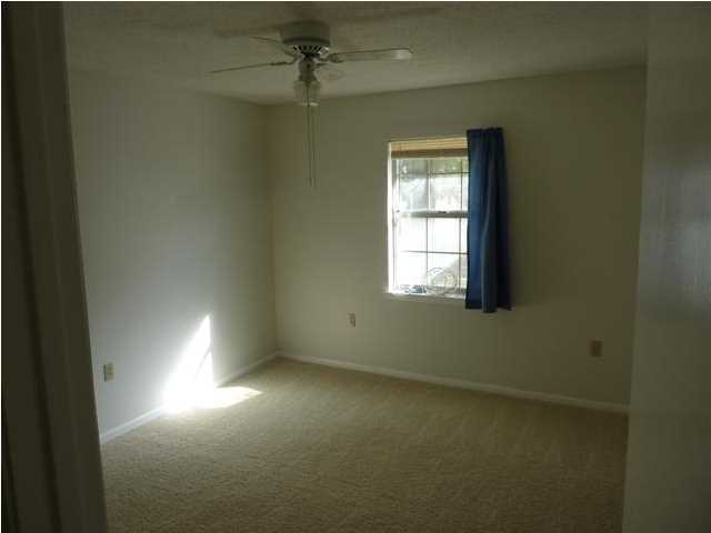 MARY ESTHER MANOR - Residential Lease