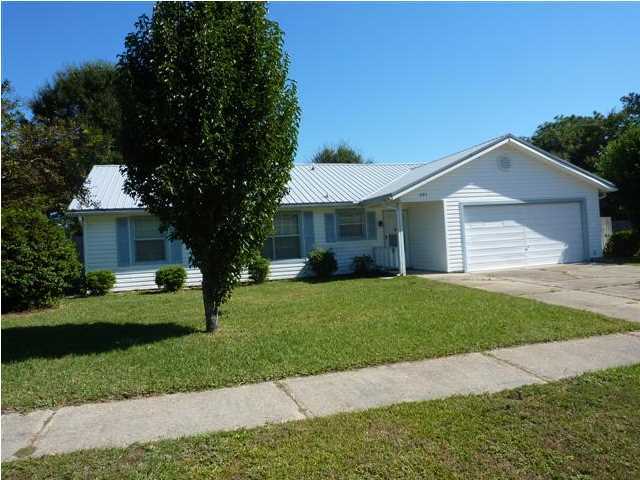 MARY ESTHER MANOR - Residential Lease