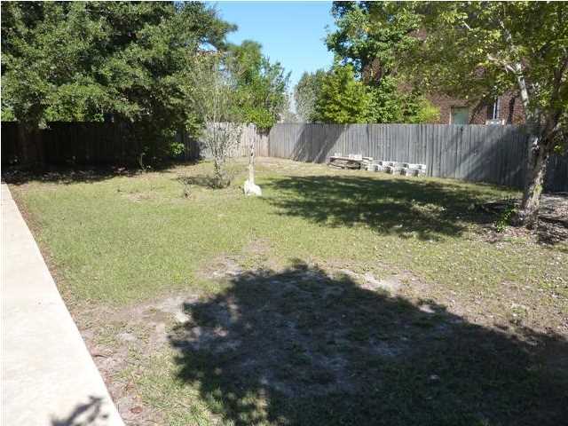 MARY ESTHER MANOR - Residential Lease