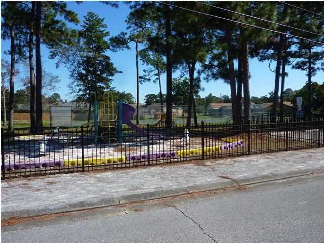 MARY ESTHER MANOR - Residential Lease