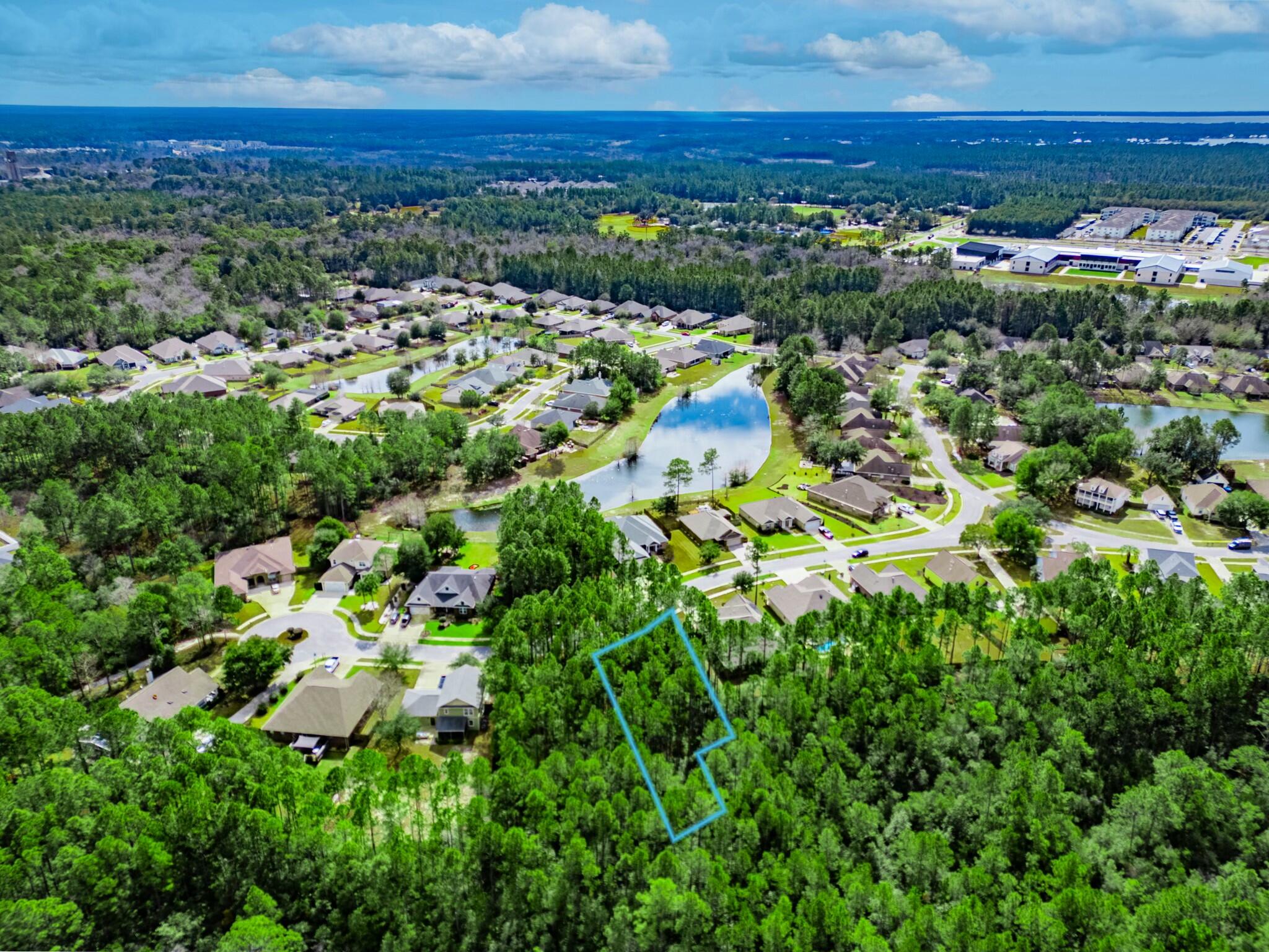 HAMMOCK BAY - Land