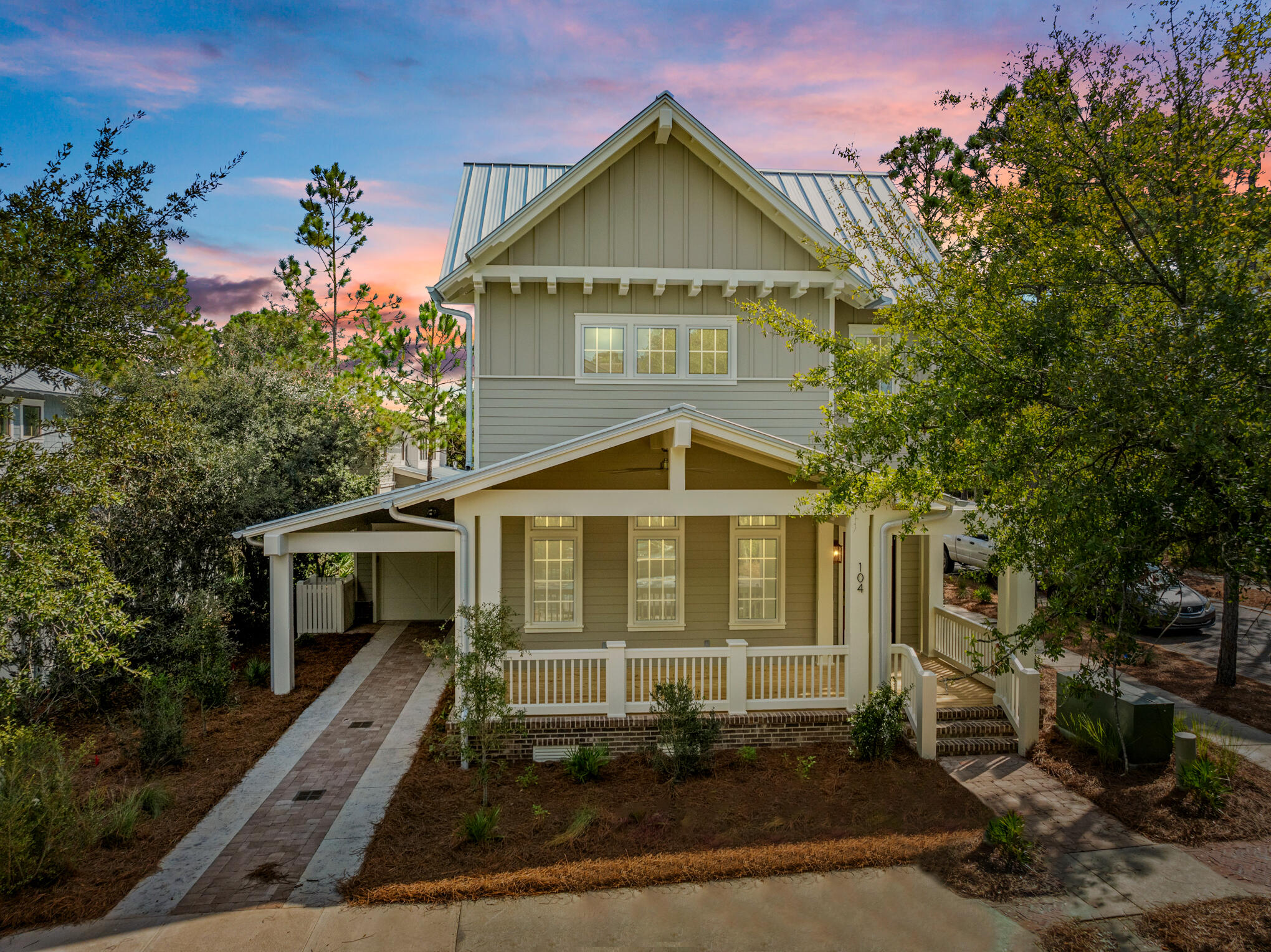 FOREST LAKES - Residential