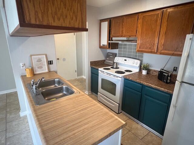 CEDAR RIDGE - Residential Lease