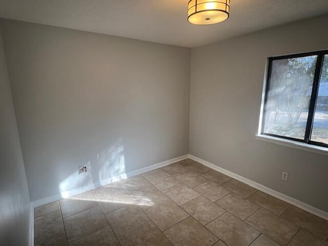 CEDAR RIDGE - Residential Lease