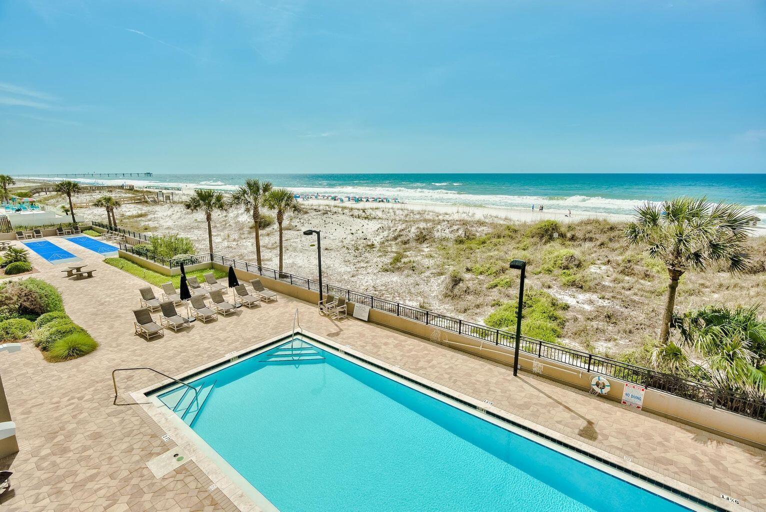 BREAKERS OF FWB PH 1 - Residential
