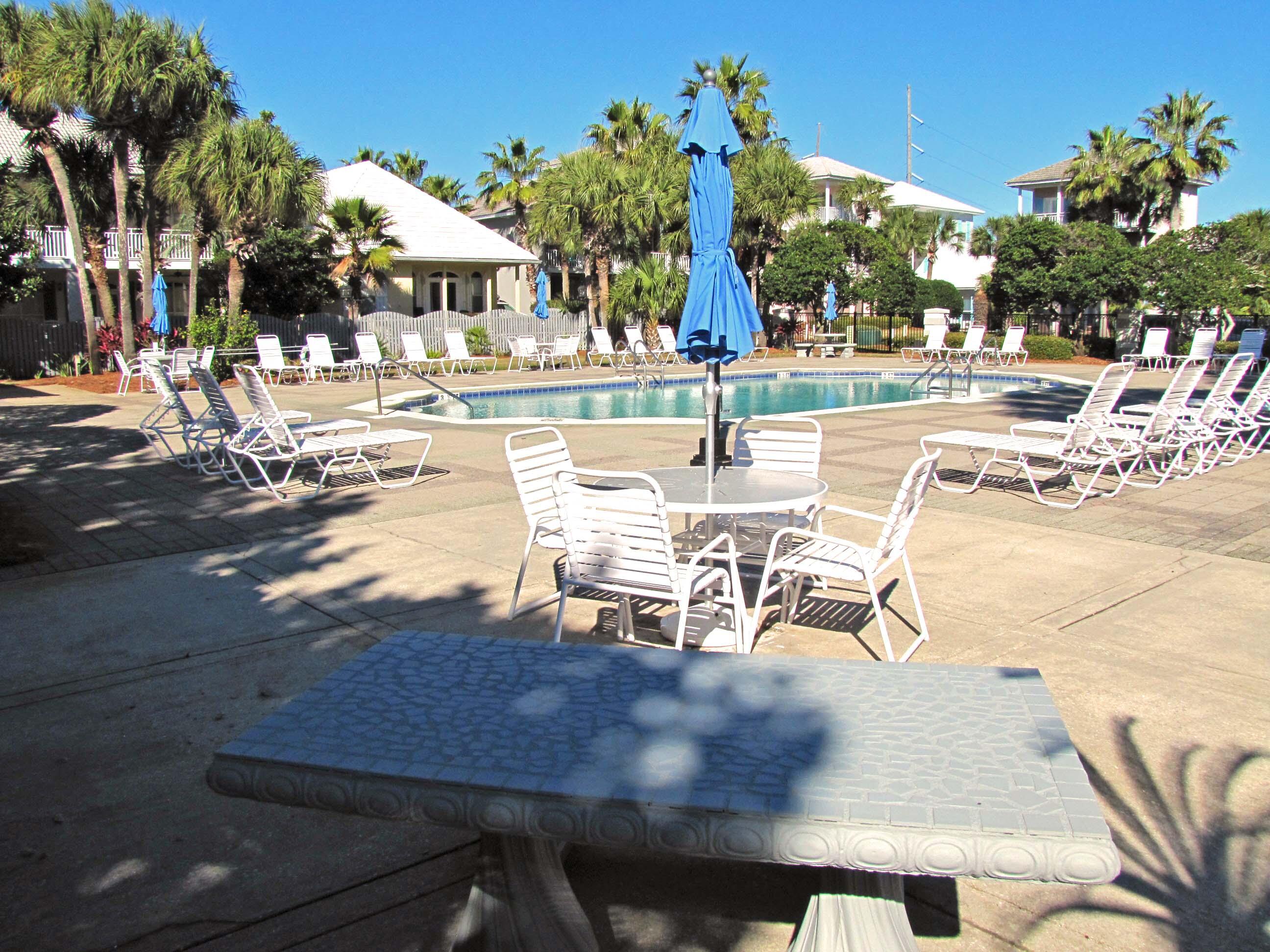 EMERALD SHORES OF SOUTH WALTON - Residential
