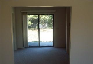 CHATEAU PRES DE LA MER - Residential Lease