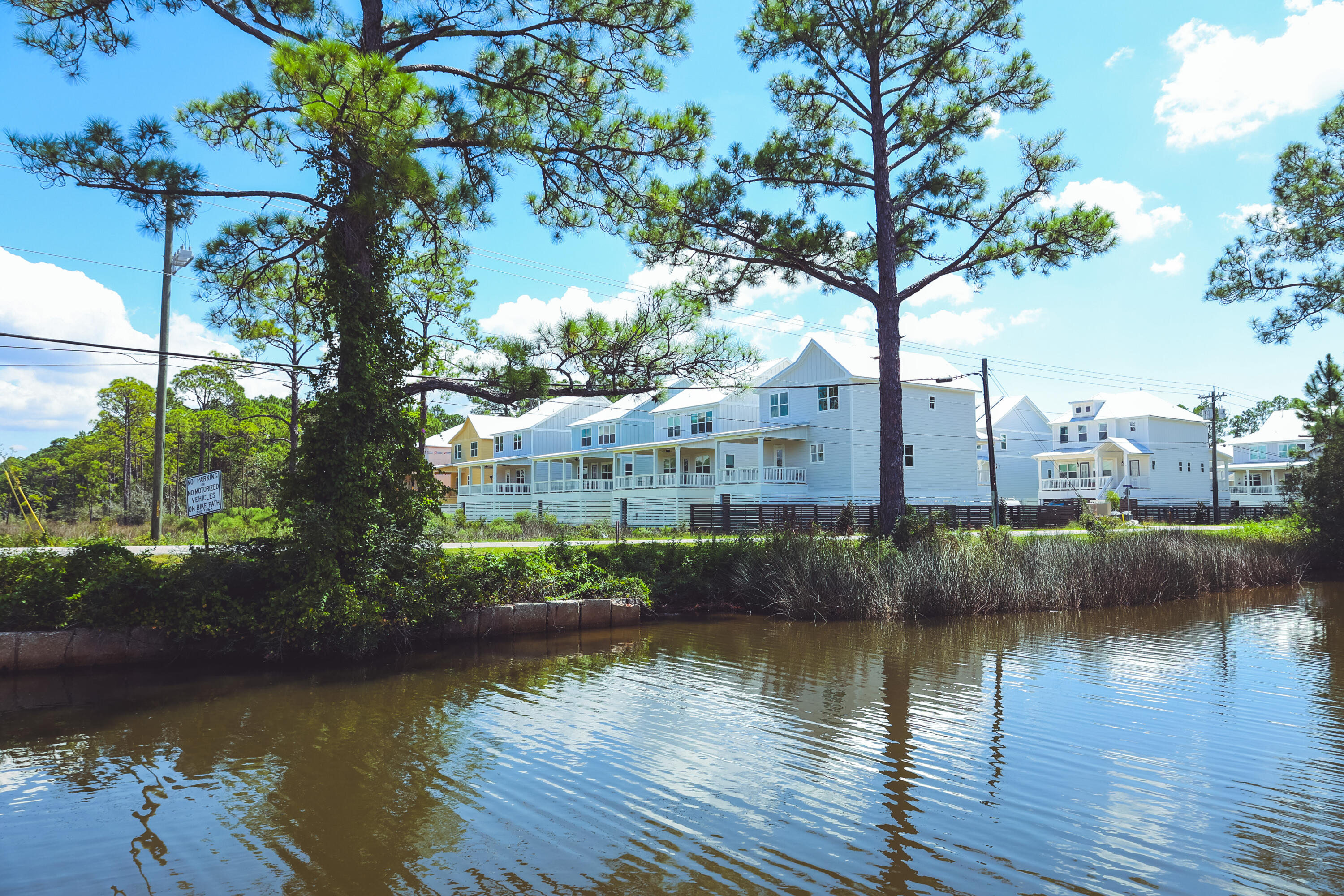 Cessna Village - Residential