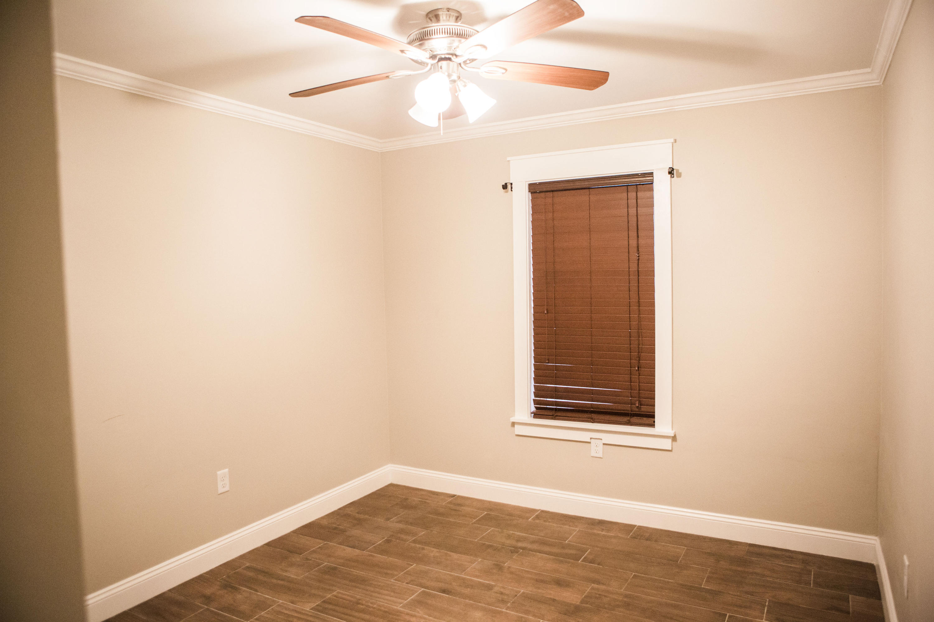SADDLE CREEK - Residential