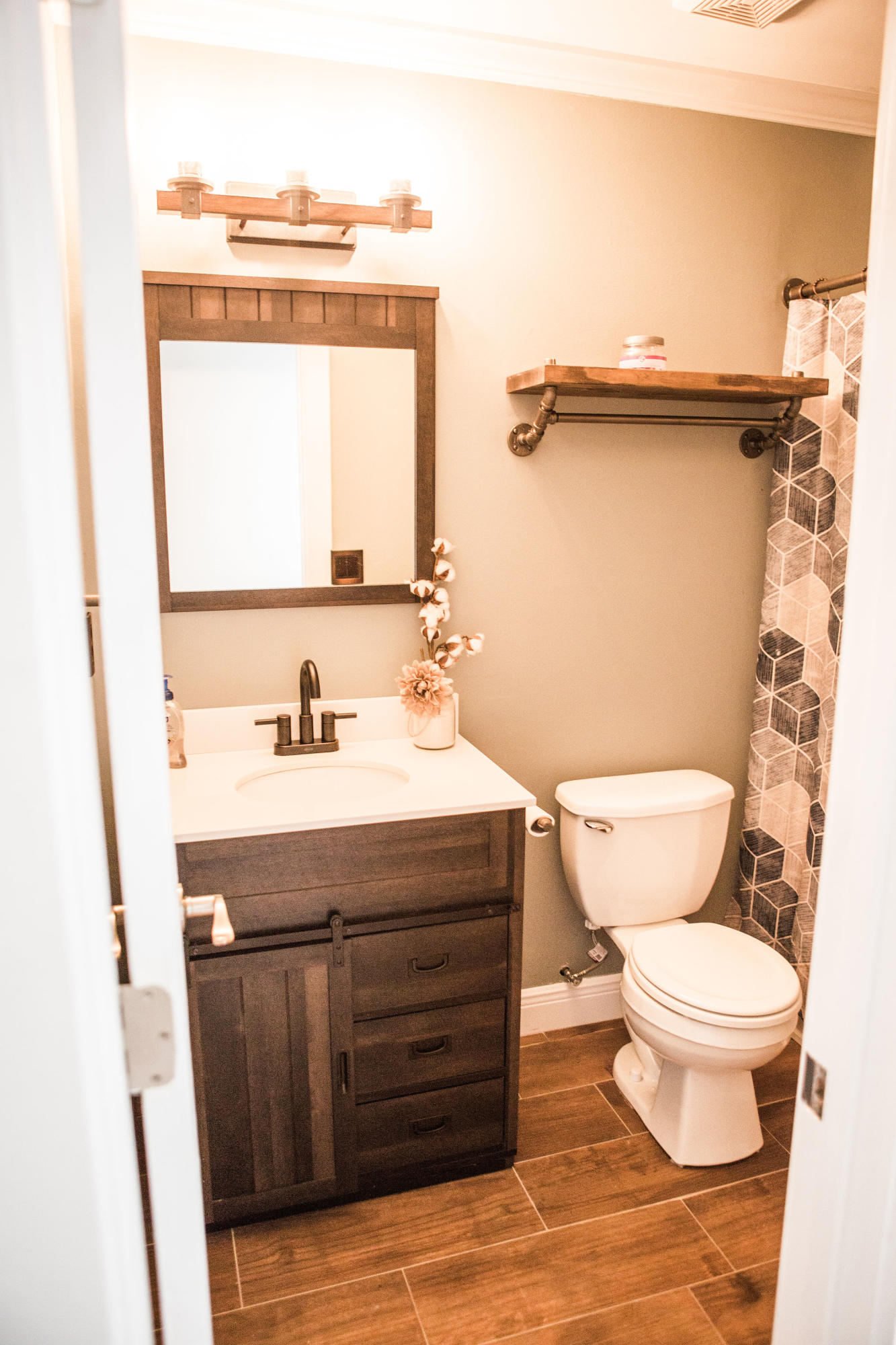 SADDLE CREEK - Residential
