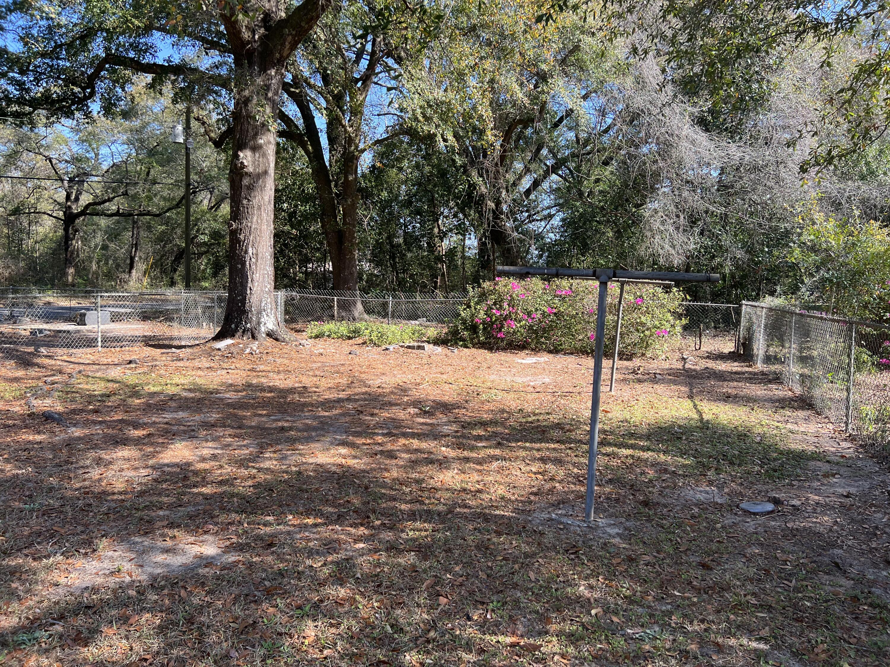 LOT 1 & 2 BLOCK 85 17-3N-23-2490-0085-0010 AND 
 17-3N-23-2490-0085-0020 - Residential