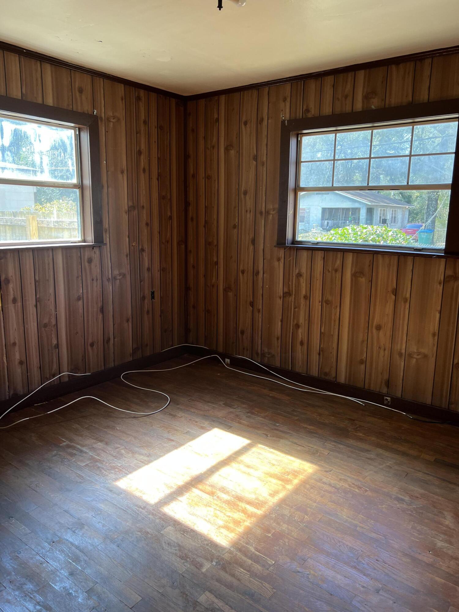 LOT 1 & 2 BLOCK 85 17-3N-23-2490-0085-0010 AND 
 17-3N-23-2490-0085-0020 - Residential