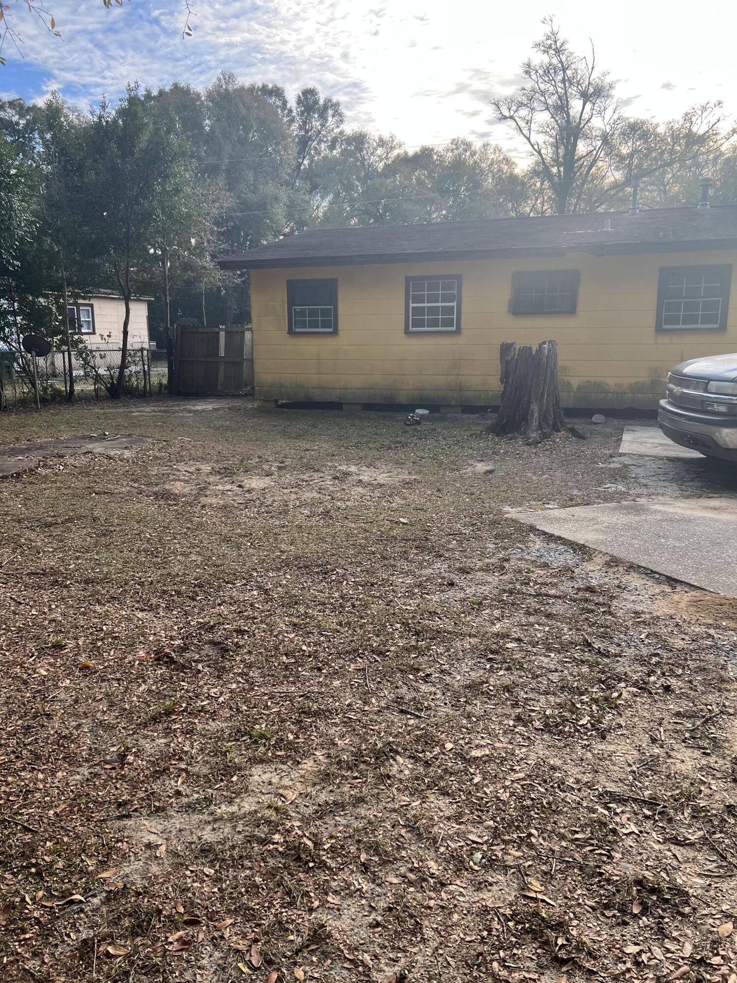 LOT 1 & 2 BLOCK 85 17-3N-23-2490-0085-0010 AND 
 17-3N-23-2490-0085-0020 - Residential