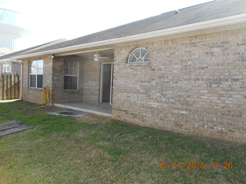 NORTH RIDGE CREEK S/D 1ST ADDN - Residential Lease