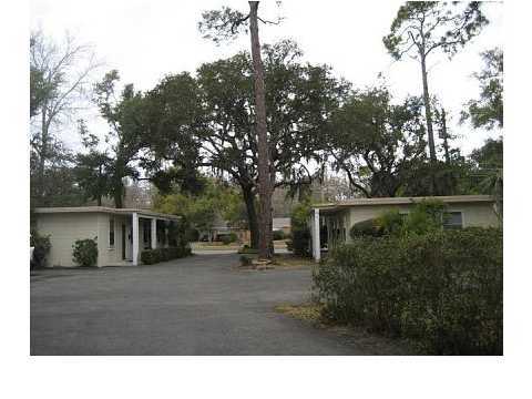 EDGEWATER APT - Residential Lease