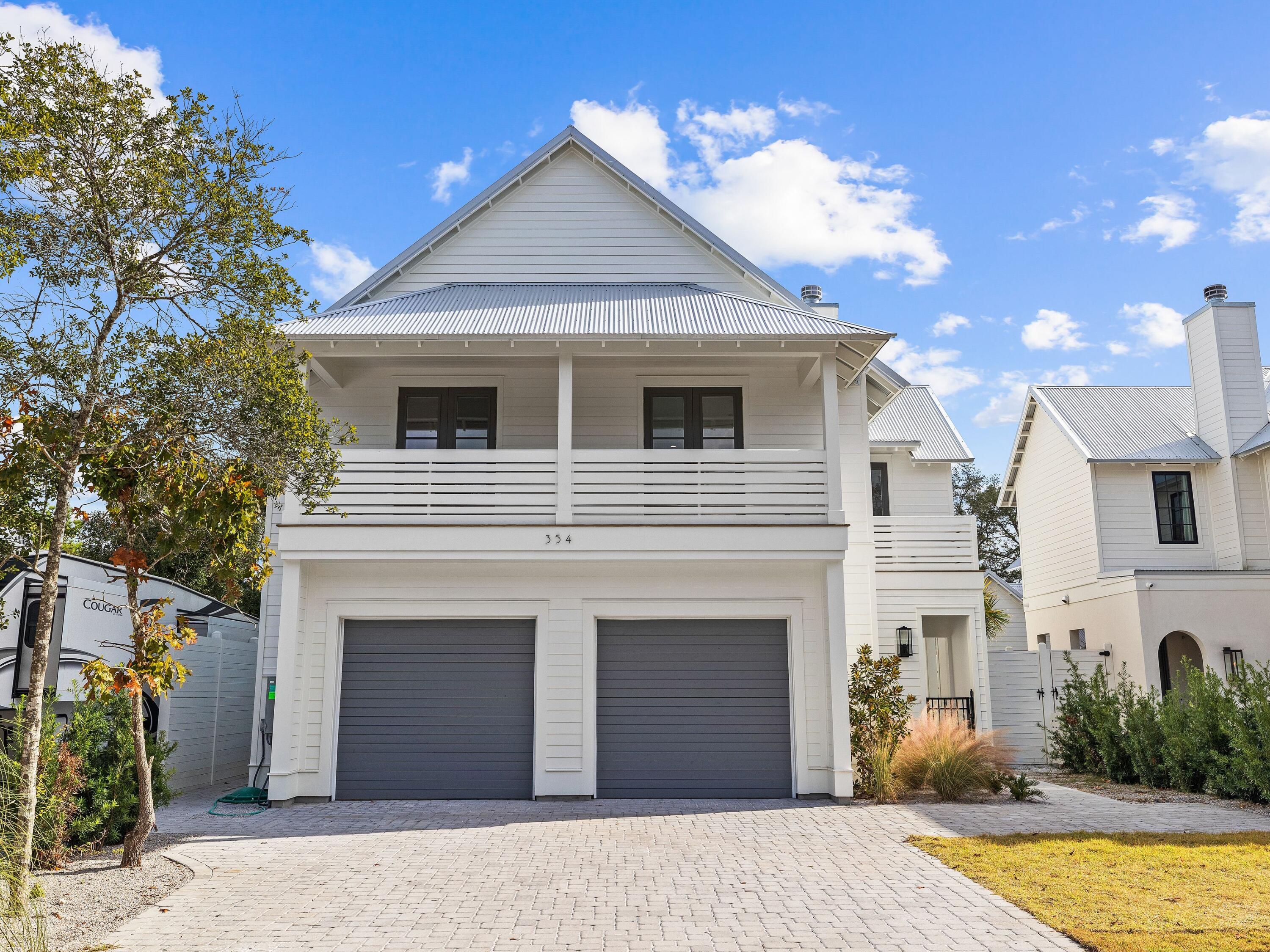 GULF SHORE MANOR - Residential