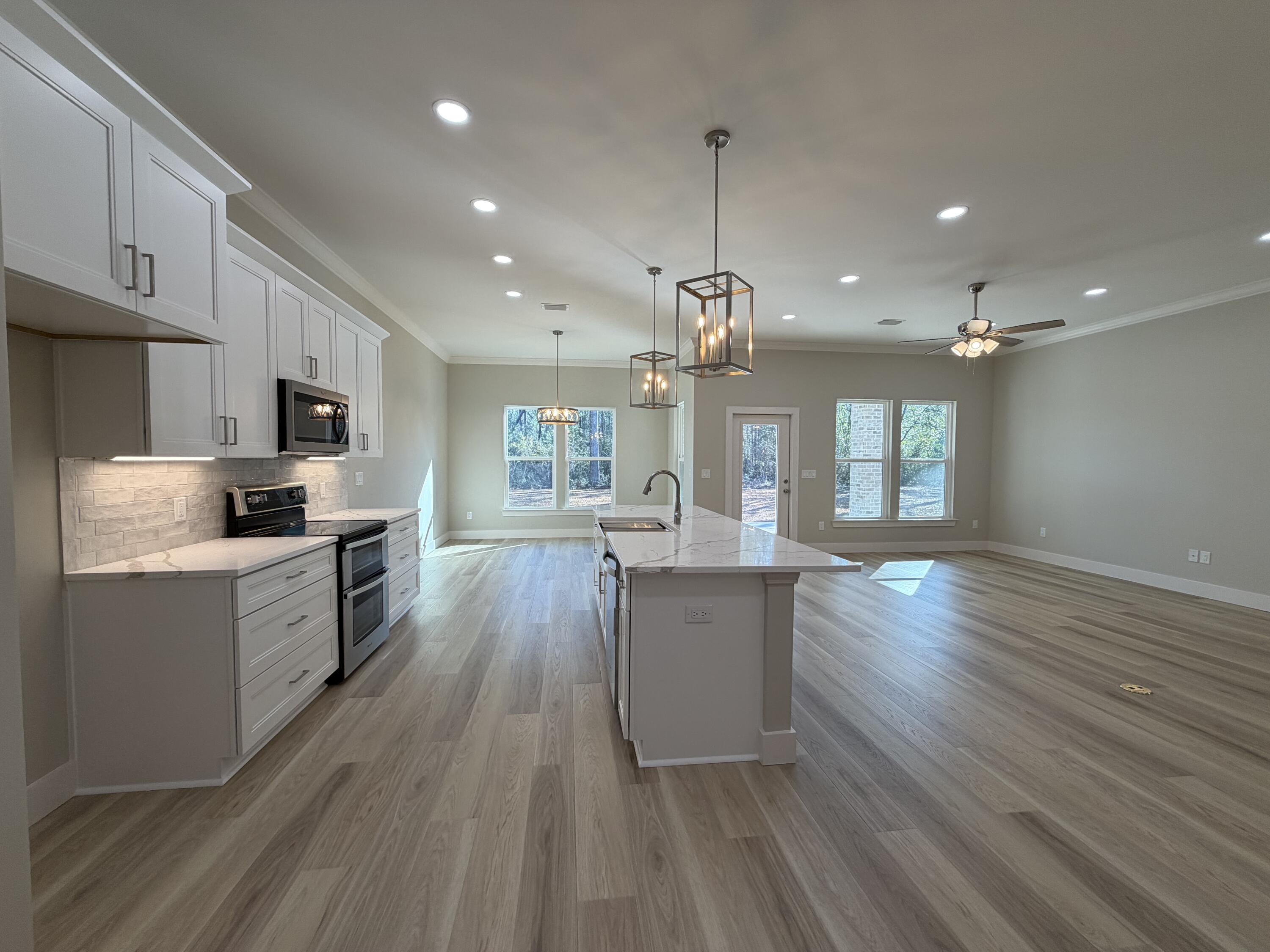 NO RECORDED SUBDIVISION - Residential