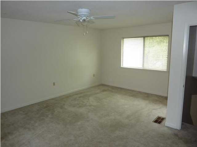 DOWNTOWNER - Residential Lease