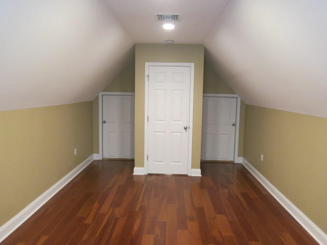 THE OAKS - Residential Lease