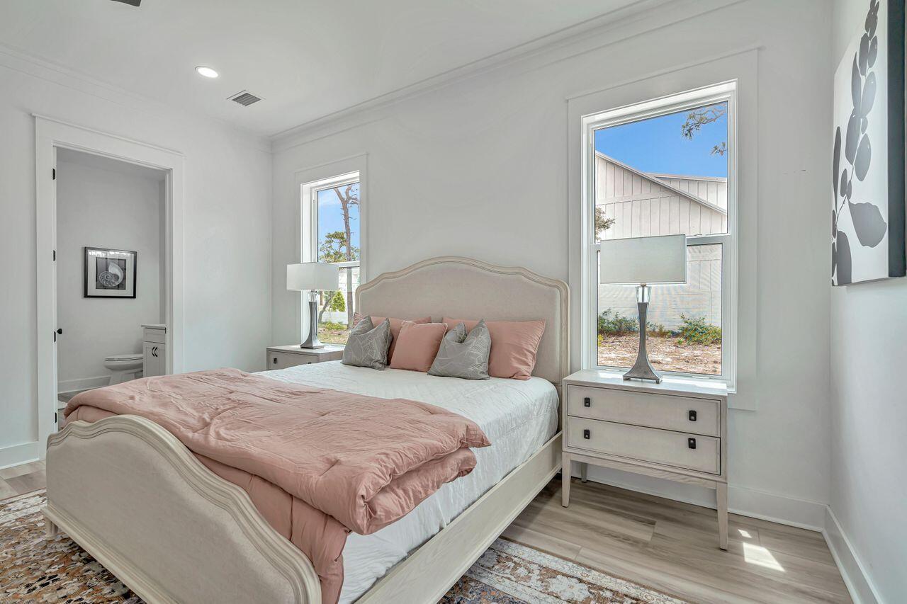 GULF SHORE MANOR - Residential
