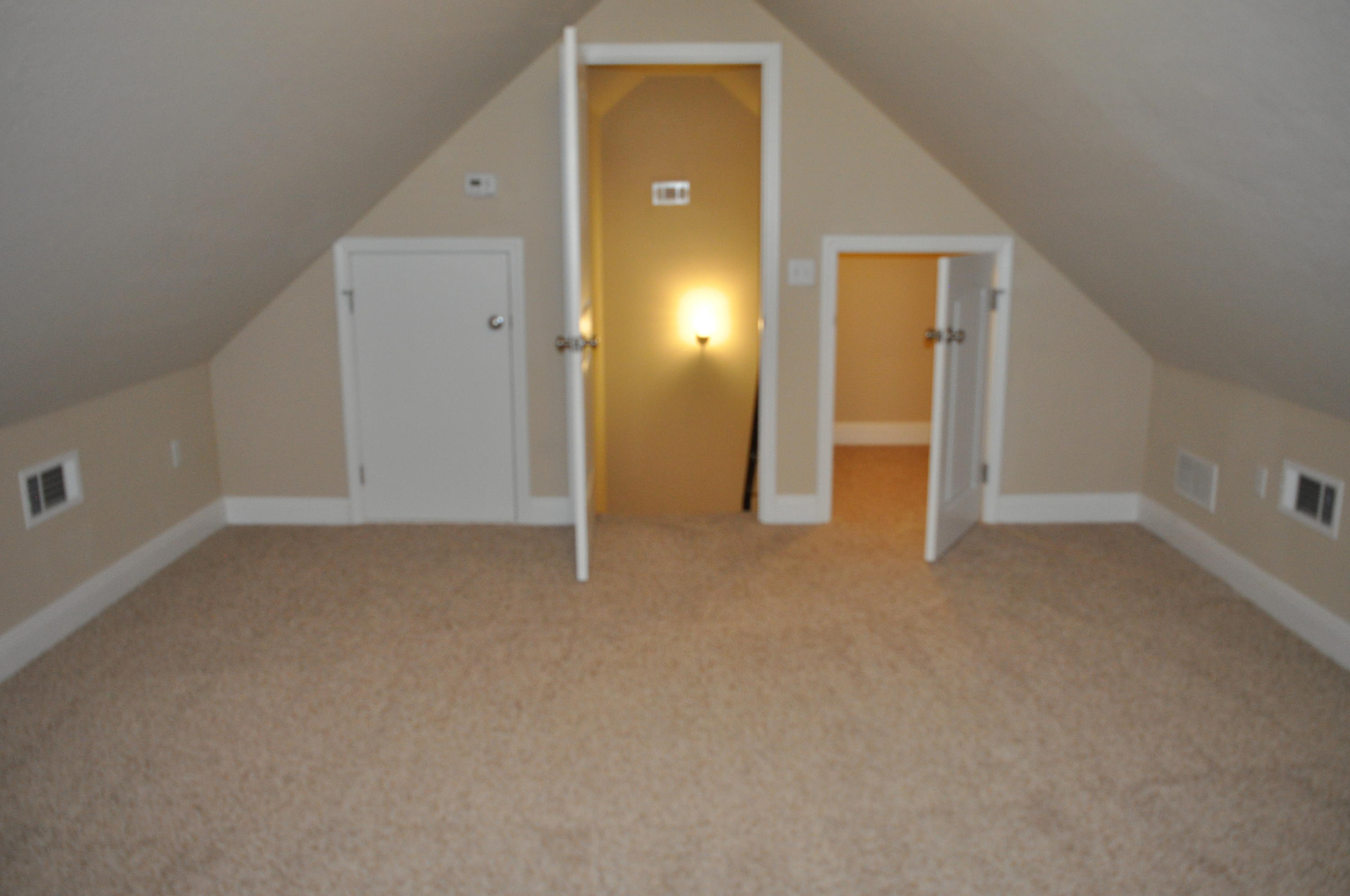 DRIFTWOOD ESTATES - Residential Lease