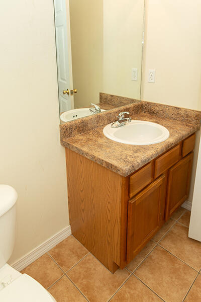 KING'S PORT - Residential Lease