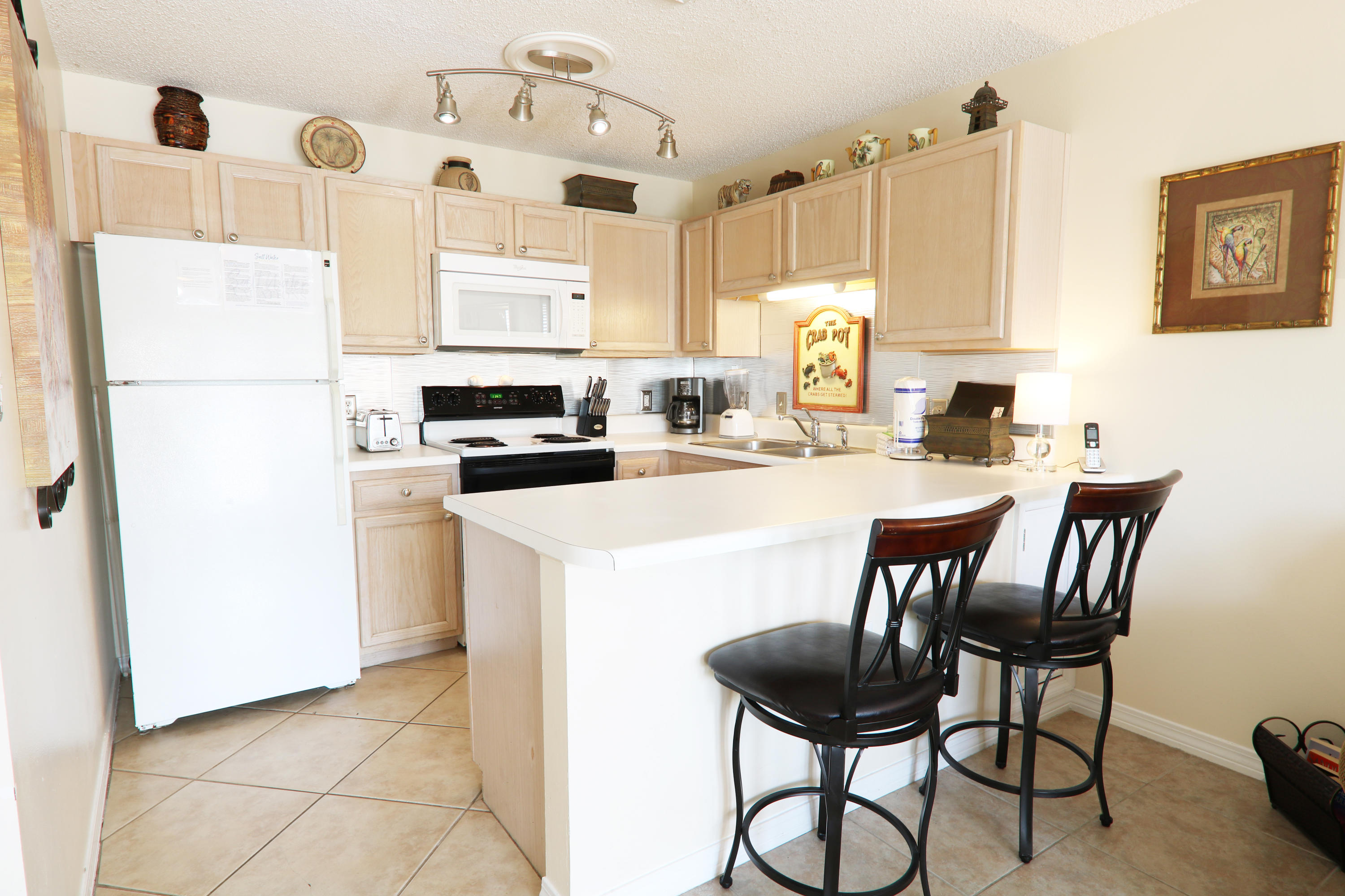 GRAND CARIBBEAN EAST CONDO - Residential