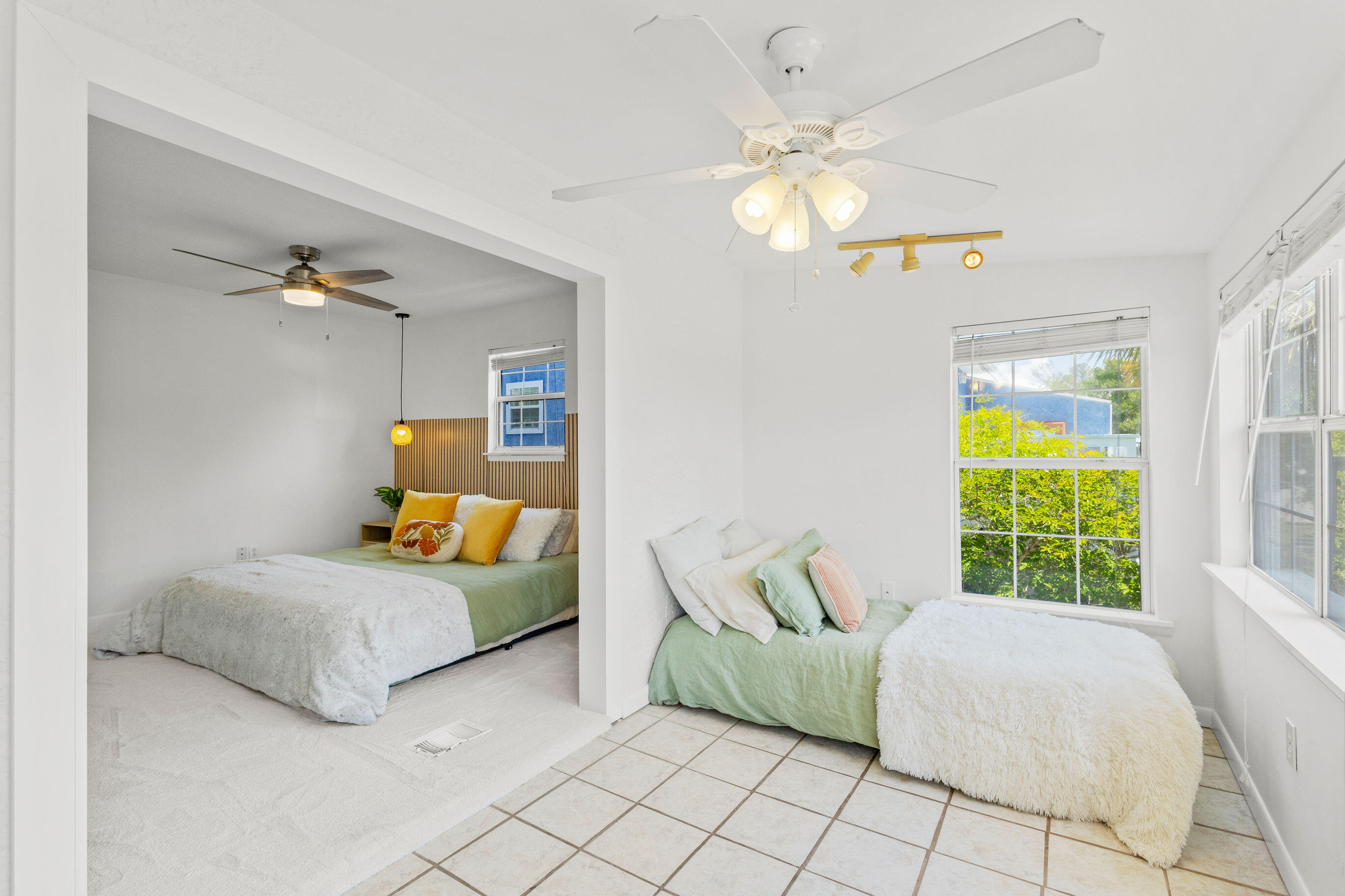 RIVIERA BEACH 1ST ADDN - Residential